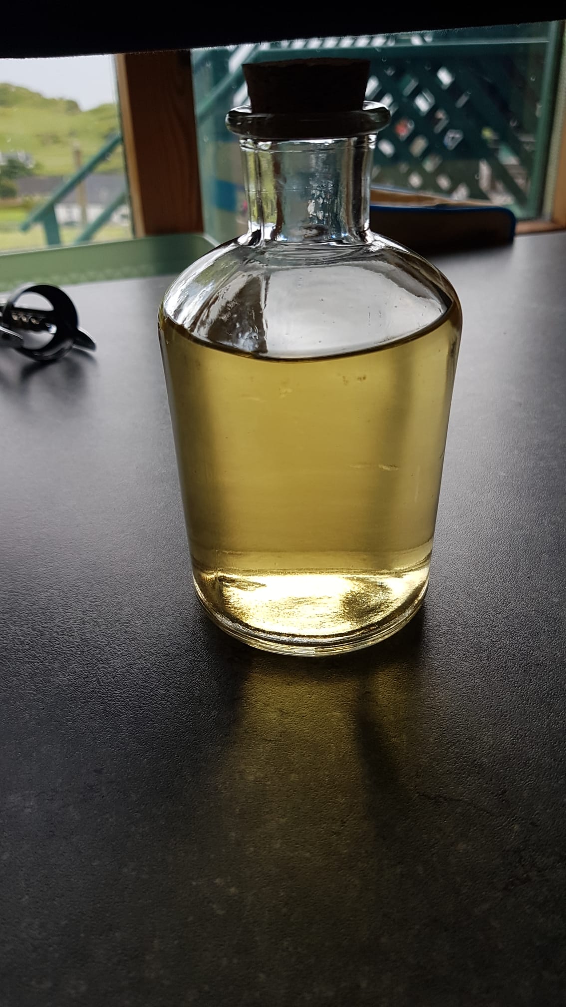 bottle with mica immersion